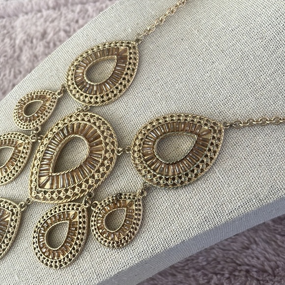 Gold Statement Necklace - Picture 3 of 4